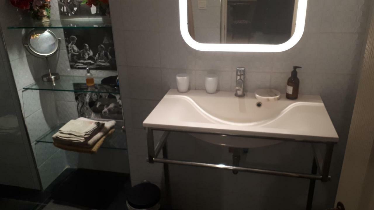 Le Couvent Du Vieux Port Apartment Марсилия Екстериор снимка